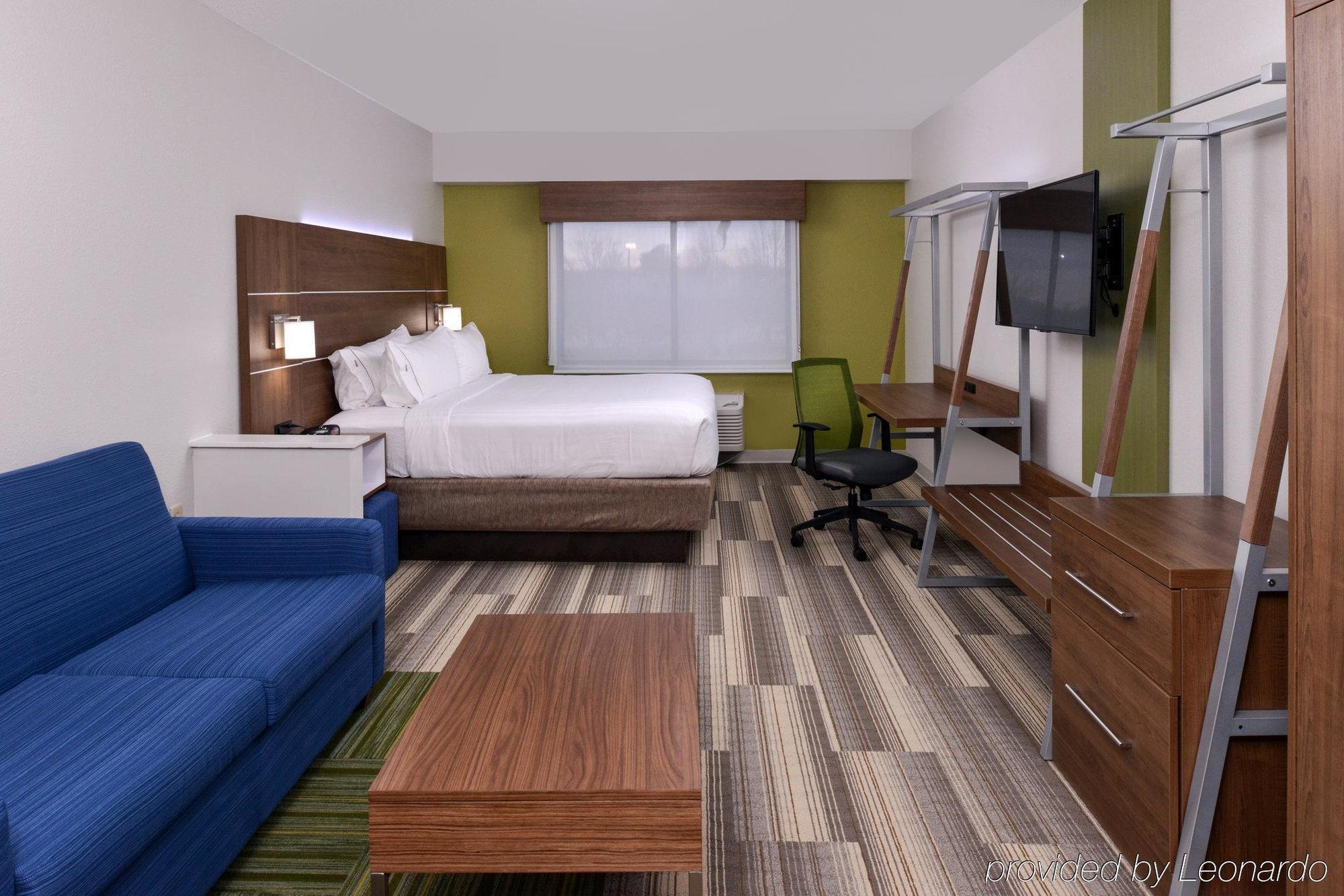 Holiday Inn Express & Suites Raleigh Ne - Medical Ctr Area By Ihg מראה חיצוני תמונה