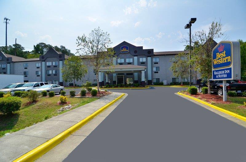 Holiday Inn Express & Suites Raleigh Ne - Medical Ctr Area By Ihg מראה חיצוני תמונה